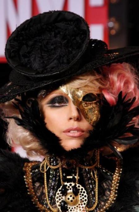 Cele mai nebunesti coafuri ale lui Lady Gaga