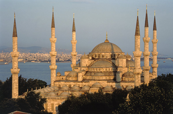 Istanbul, intre vechi si nou