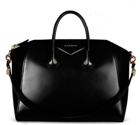 Colectie superba de genti de la Givenchy