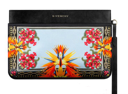 Colectie superba de genti de la Givenchy