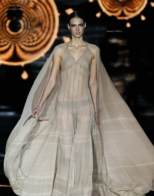 Colectia de lenjerie, Andres Sarda, spiritul pasional al Spaniei