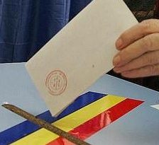 Mai putin de 75 de mii de romani si-au exprimat optiunea la referendum in strainatate