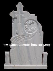 monumente funerare realizate in Romaia