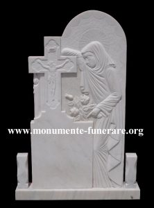 monumente funerare realizate in Romaia