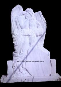 monumente funerare realizate in Romaia