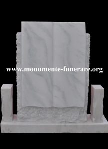 monumente funerare personalizate