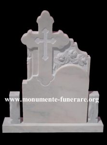 monumente funerare realizate in Romaia