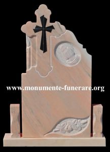 monumente funerare realizate in Romaia